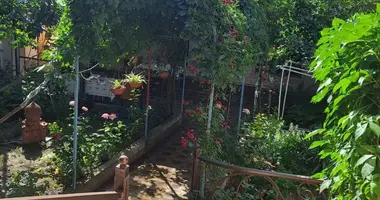 Дом 4 комнаты в Ташкент, Узбекистан
