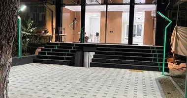 Tijorat _just_in Toshkent, Oʻzbekiston