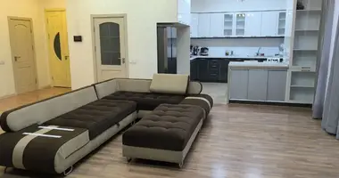 Квартира 5 комнат в Ташкент, Узбекистан