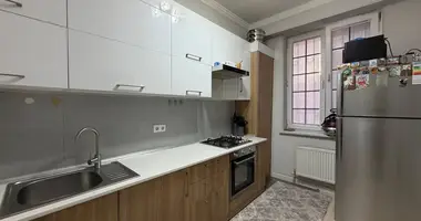 Квартира 5 комнат в Ташкент, Узбекистан