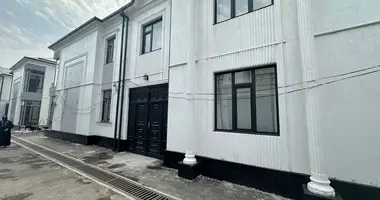Дом 5 комнат в Ташкент, Узбекистан