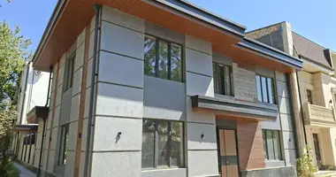 Сдается в аренду отдельно стоящие коммерческое здание в Мирзоулугбекском районе ул. Новомосковская. в Ташкент, Узбекистан