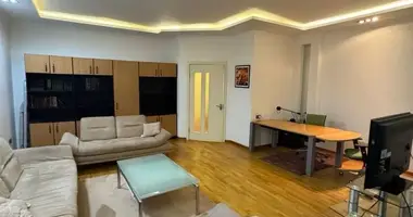 Квартира 2 комнаты в Ташкент, Узбекистан