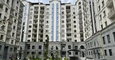Квартира 4 комнаты в Ташкент, Узбекистан