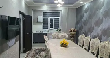 Квартира 2 комнаты в Ташкент, Узбекистан