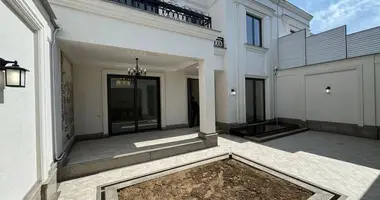 Дом 6 комнат в Ташкент, Узбекистан