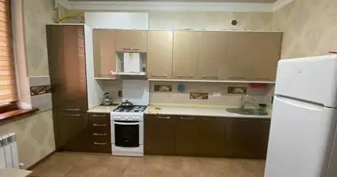 Квартира 3 комнаты в Ташкент, Узбекистан