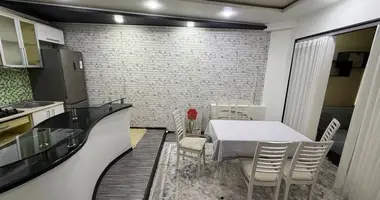 Квартира 3 комнаты в Ташкент, Узбекистан