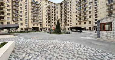 Квартира 2 комнаты в Ташкент, Узбекистан