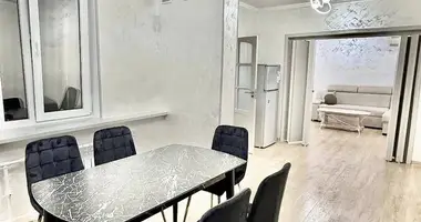 Квартира 3 комнаты в Ташкент, Узбекистан