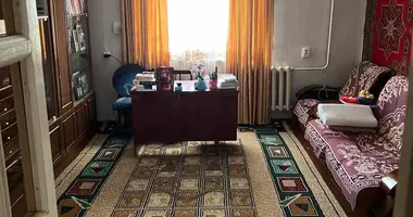 Квартира 4 комнаты в Ташкент, Узбекистан