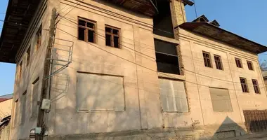 Uy 40 xonalar _just_in Toshkent, Oʻzbekiston