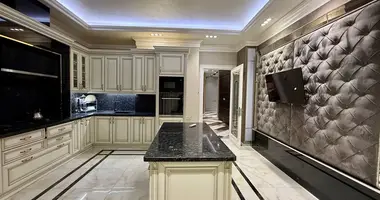 Квартира 4 комнаты в Ташкент, Узбекистан