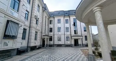 Квартира 4 комнаты в Ташкент, Узбекистан