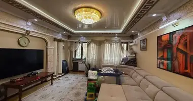 Квартира 5 комнат в Ташкент, Узбекистан