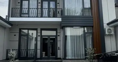 Коммерческое помещение 350 м² в Ташкент, Узбекистан