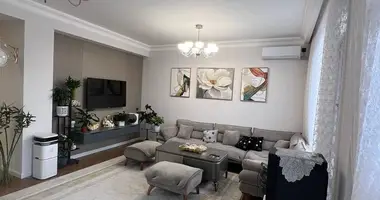 Дом 6 комнат в Ташкент, Узбекистан