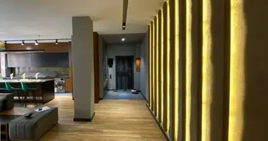 АРЕНДА  📍Яккасарайский район 🏢 Dream house       3  комнаты ✔️100м2 ✔️2  этаж из 9  ✔️новый ремонт жили аккуратно   💵1300$ телевизора 3 кондиционера  есть парковка  ✔️предоплата 2 месяца  ✔️оплата коммунальных по счетчикам   ✔️50% услуги риелтора в Ташкент, Узбекистан