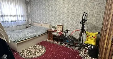 Квартира 3 комнаты в Эшангузар, Узбекистан