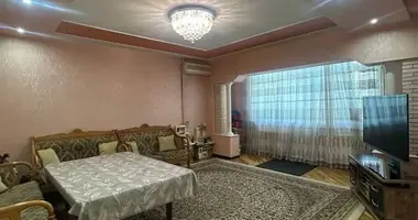 Квартира 4 комнаты в Ташкент, Узбекистан