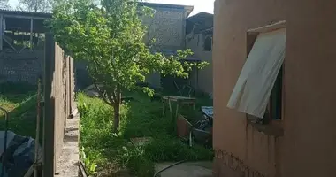 Участок земли в Ташкент, Узбекистан