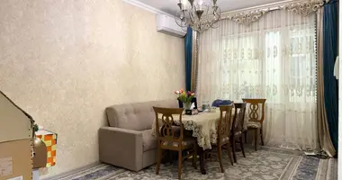 Квартира 3 комнаты в Ташкент, Узбекистан