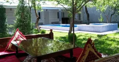 Готовый бизнес 600 м² в Бостанлыкский район, Узбекистан