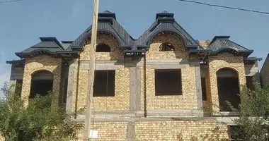 Дом 6 комнат в Ташкент, Узбекистан