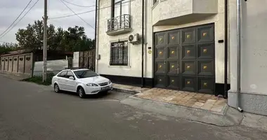 Дом 6 комнат в Ташкент, Узбекистан