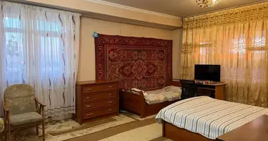 Квартира 3 комнаты в Ташкент, Узбекистан