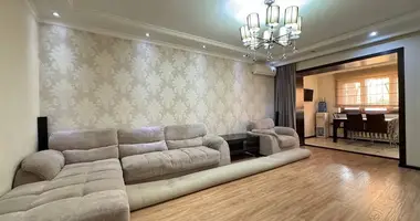 Квартира 3 комнаты в Ташкент, Узбекистан