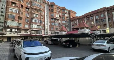 Квартира 3 комнаты в Ташкент, Узбекистан