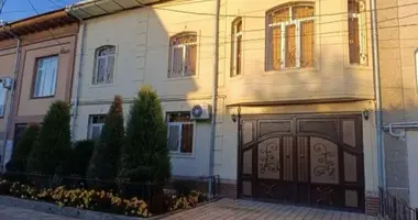 Дом 8 комнат в Ташкент, Узбекистан