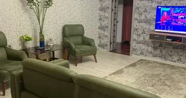 Квартира 2 комнаты в Ташкент, Узбекистан