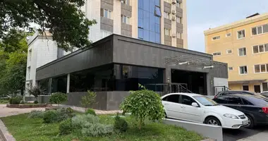 Продается большое помещение в Мирабаде 910м2 улица Нукус Срочно в Ташкент, Узбекистан