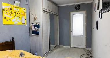 Квартира 2 комнаты в Ташкент, Узбекистан