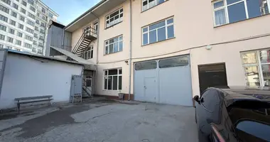 Склад 1 500 м² в Ташкент, Узбекистан