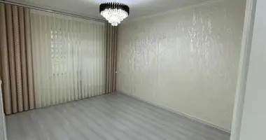 Квартира 2 комнаты в Ташкент, Узбекистан