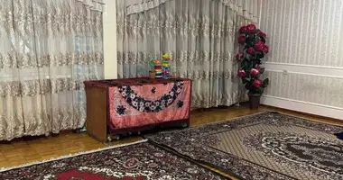 Квартира 4 комнаты в Ташкент, Узбекистан