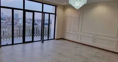 Квартира 5 комнат в Ташкент, Узбекистан