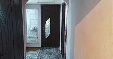 Квартира 2 комнаты в Ташкент, Узбекистан