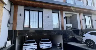 Дом 7 комнат в Ташкент, Узбекистан