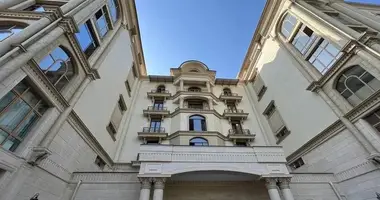 Квартира 4 комнаты в Ташкент, Узбекистан