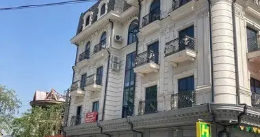 Квартира 4 комнаты в Ташкент, Узбекистан
