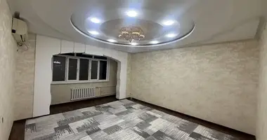 Квартира 4 комнаты в Ташкент, Узбекистан