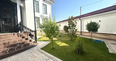 Дом в Ташкент, Узбекистан