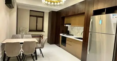 Квартира 3 комнаты в Ташкент, Узбекистан