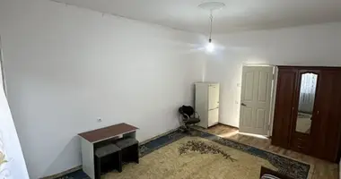 Дом 1 комната в Ташкент, Узбекистан