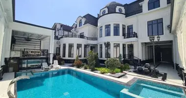 Дом 8 комнат в Ташкент, Узбекистан