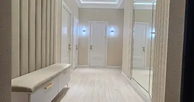 Квартира 3 комнаты в Ташкент, Узбекистан